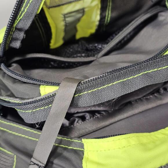 Camelbak Flashflo Hydration Fanny Pack Hiking Waist Pack Neon Yellow No Bladder - Picture 3 of 7